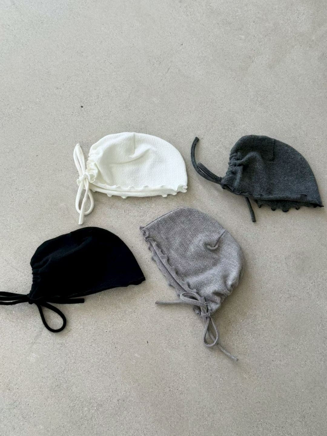 Drawstring Ruffle Knit Hat（4 colors)