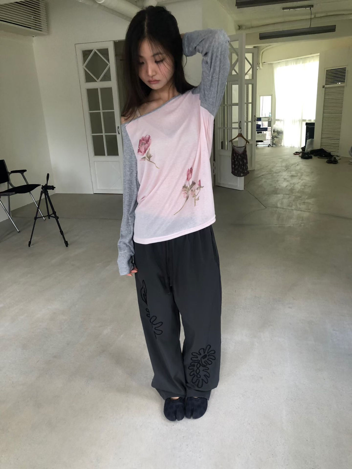 Raglan Ribbed Flower t shirt(2 colors)
