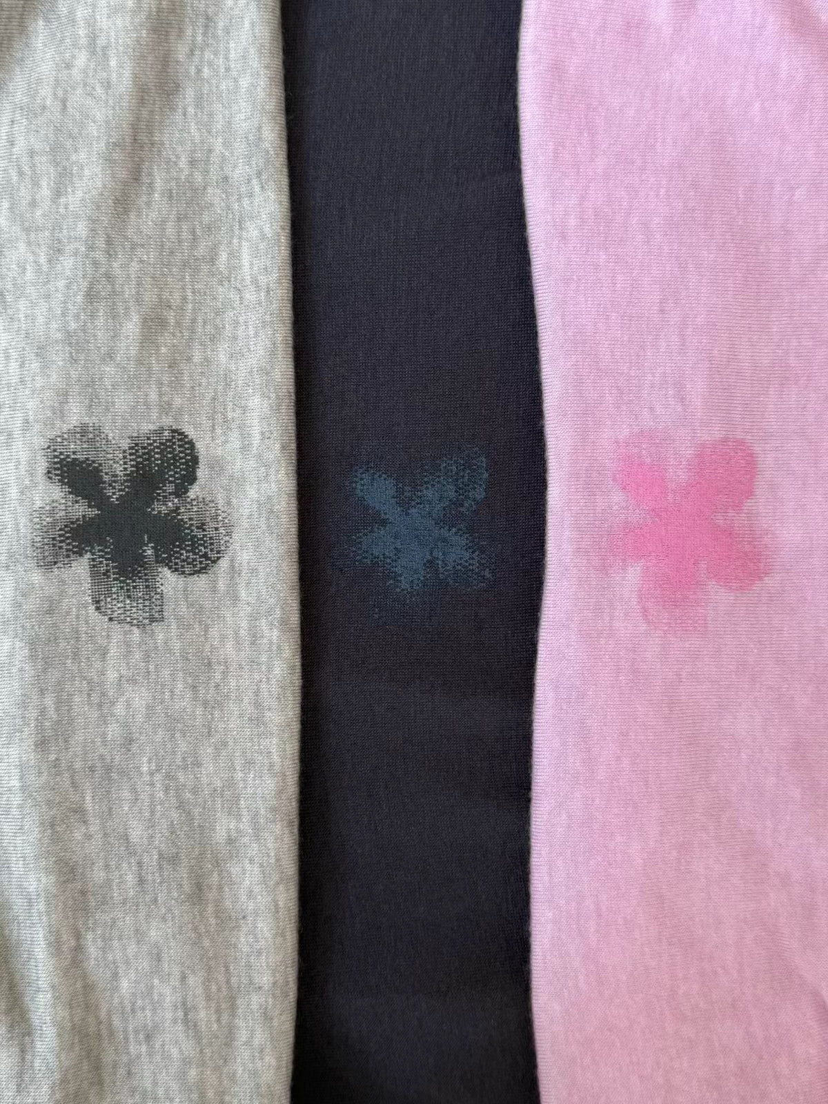warm touch印花美背細帶上衣