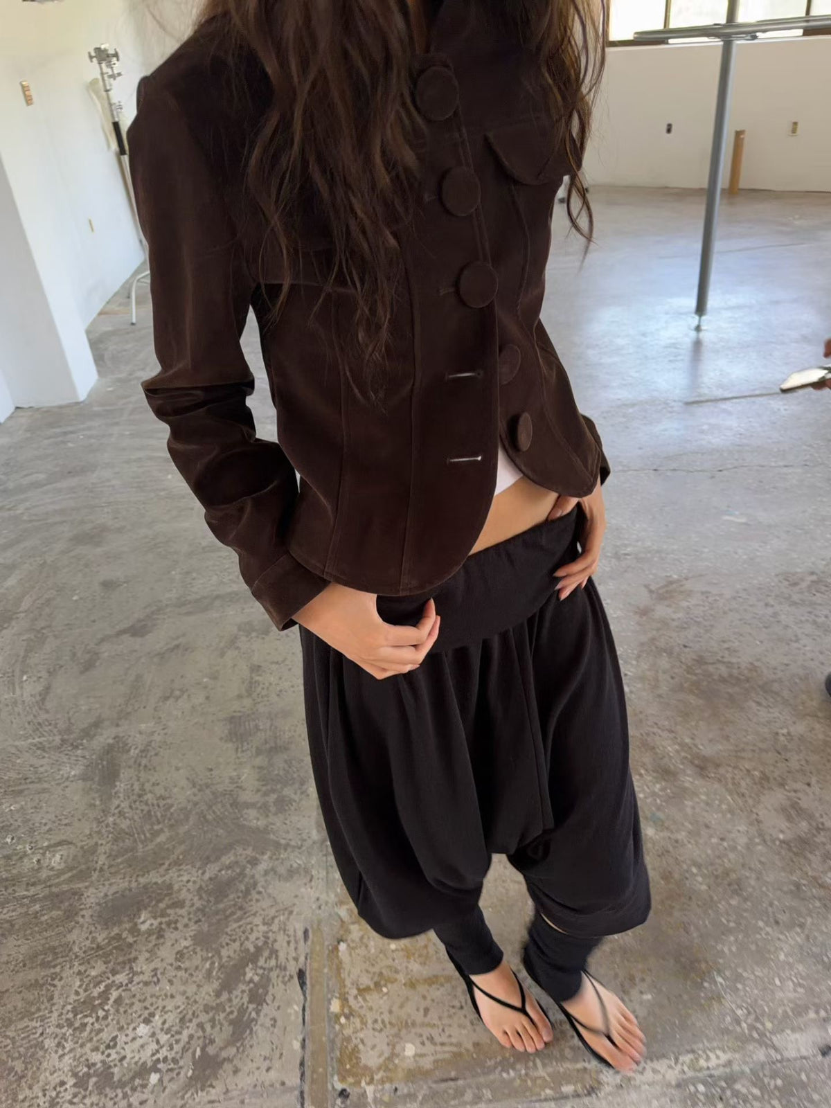 suede-like cropped jacket (2 colors)