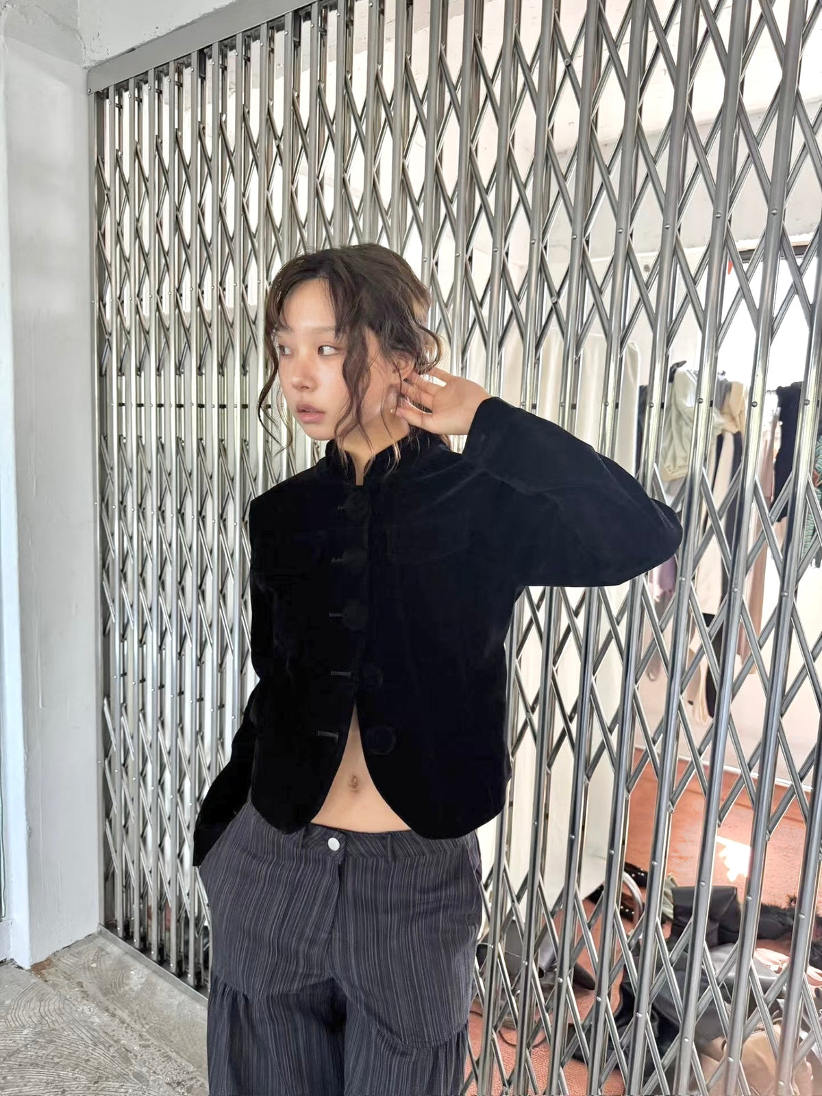 suede-like cropped jacket (2 colors)