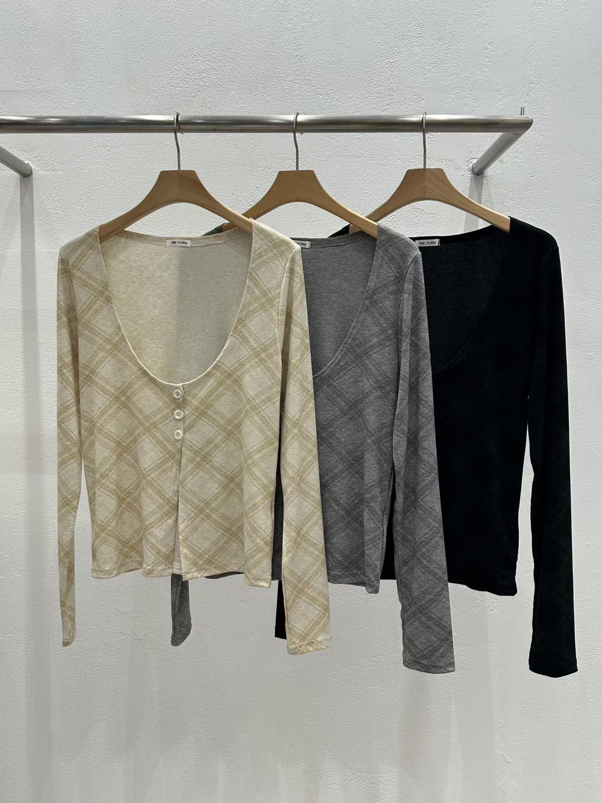 argyle cardigan（3 colors)