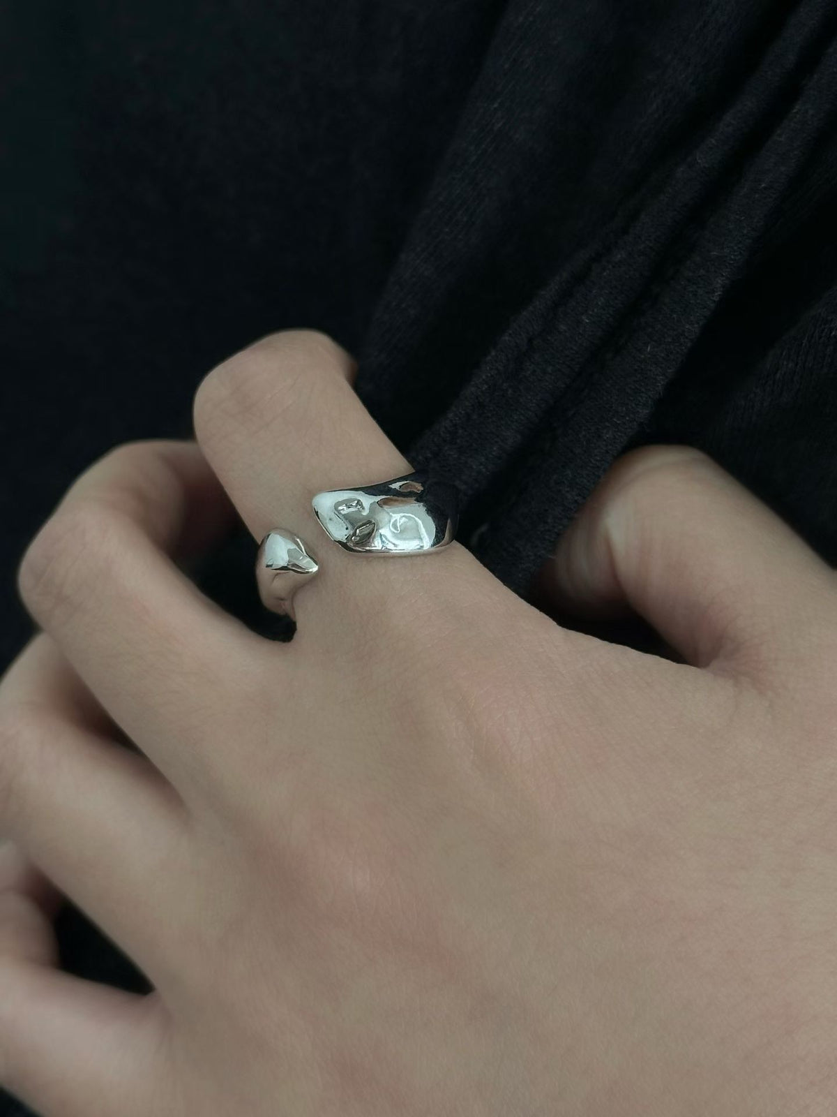 Irregular Liquid Metal Ring
