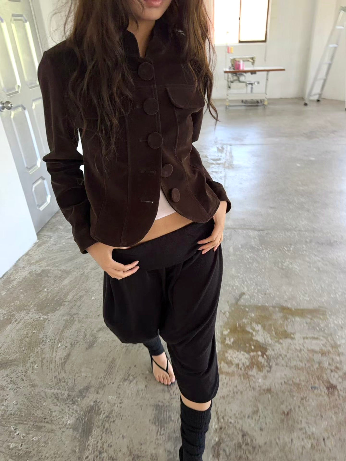 suede-like cropped jacket (2 colors)