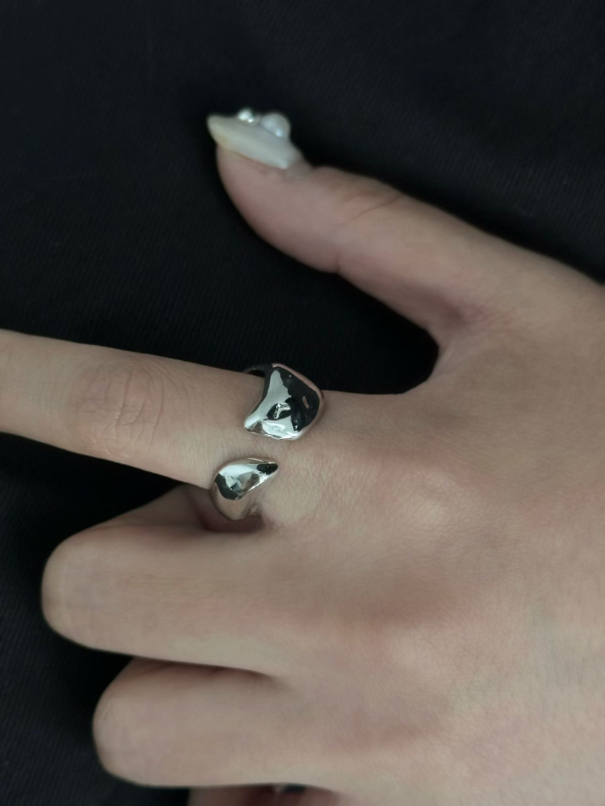 Irregular Liquid Metal Ring
