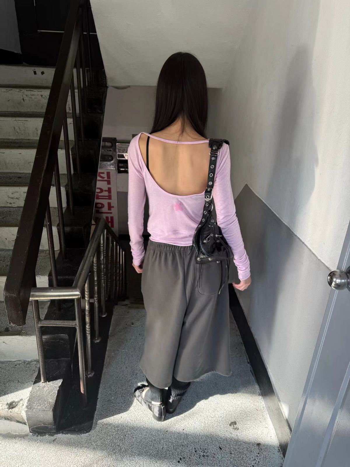 warm touch印花美背細帶上衣