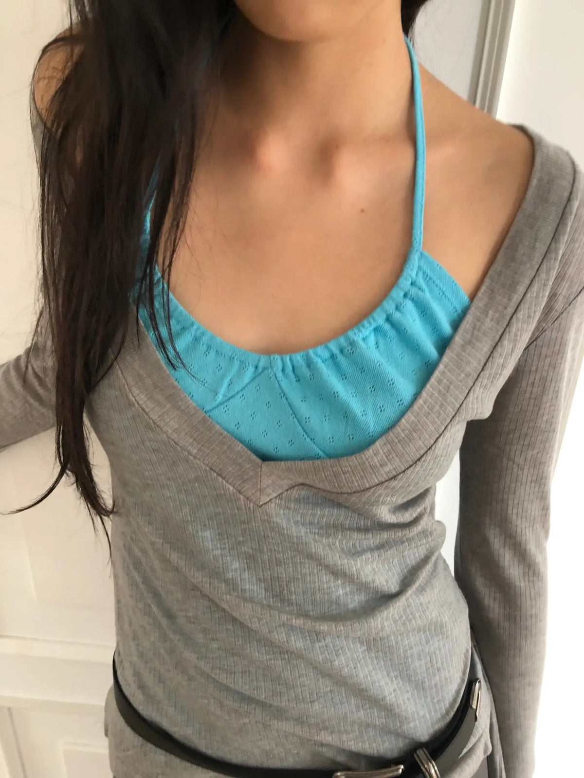 Deep V-neck wool-Tencel blend T-shirt（3 colors)