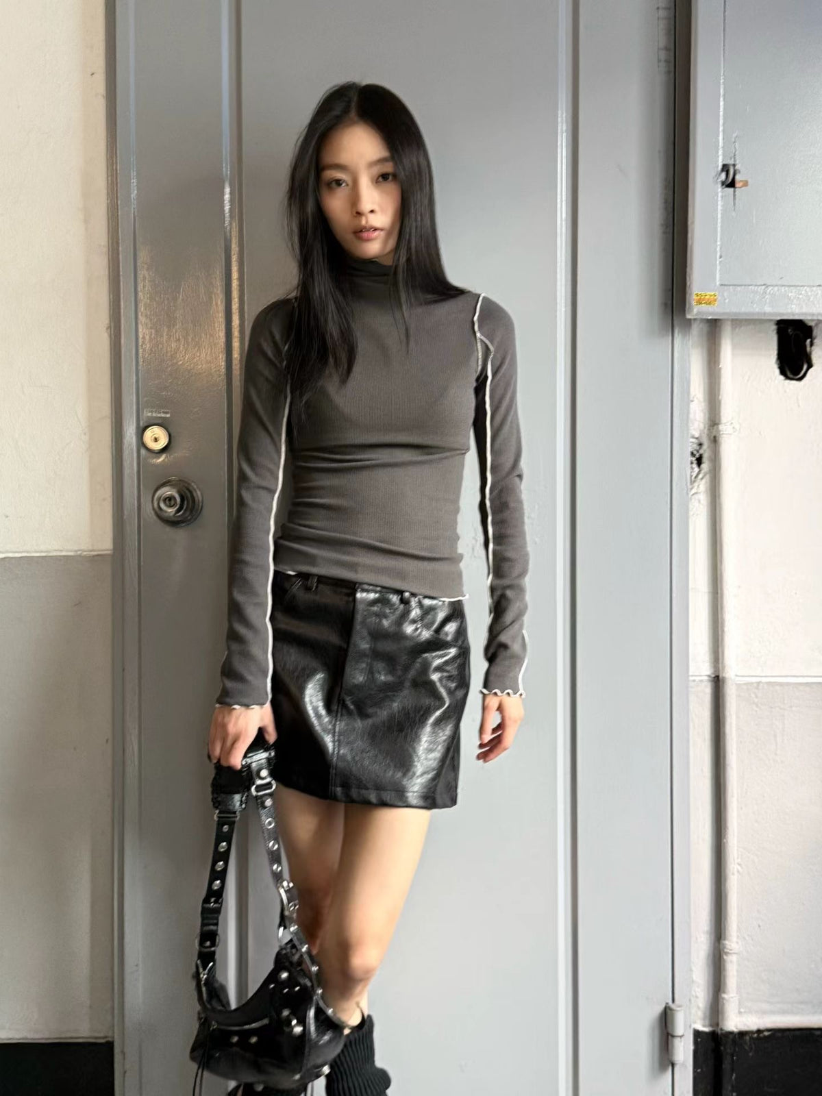 不修邊幅羅紋高領上衣