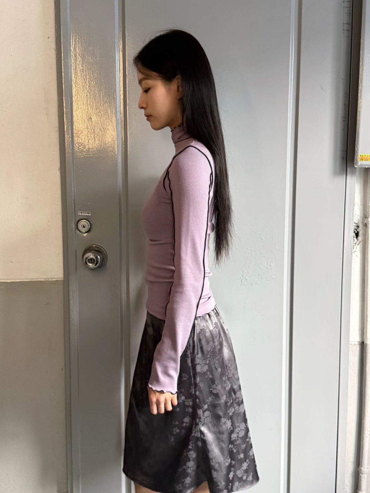 不修邊幅羅紋高領上衣