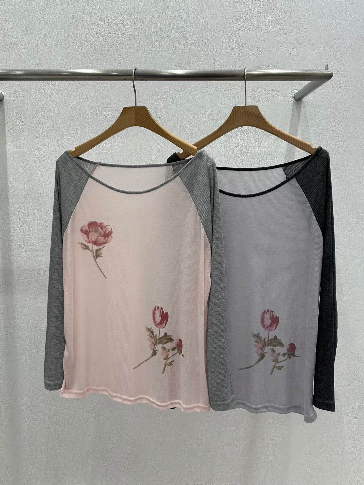 Raglan Ribbed Flower t shirt(2 colors)
