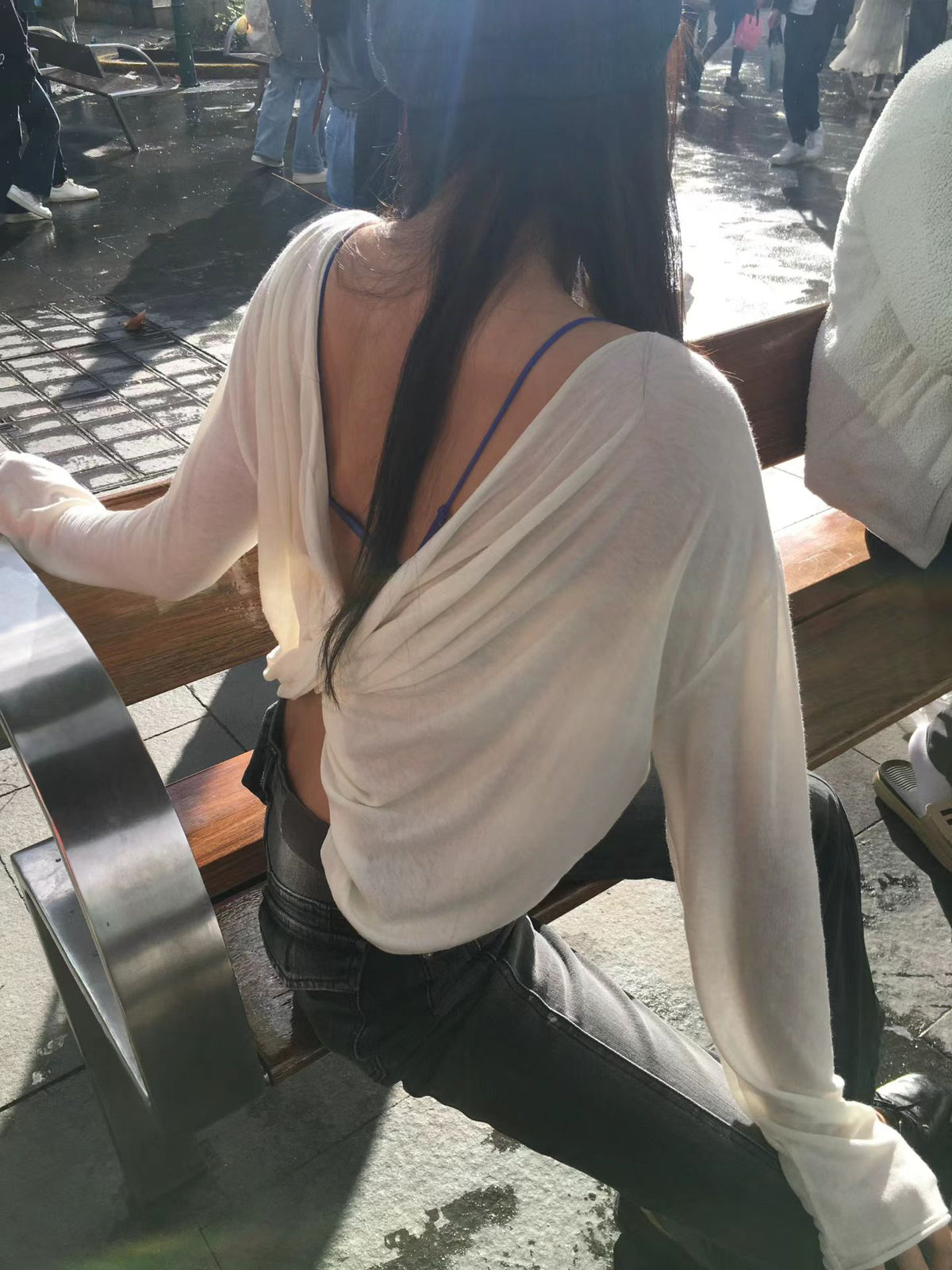 Deep V-back T-shirt（5 colors)