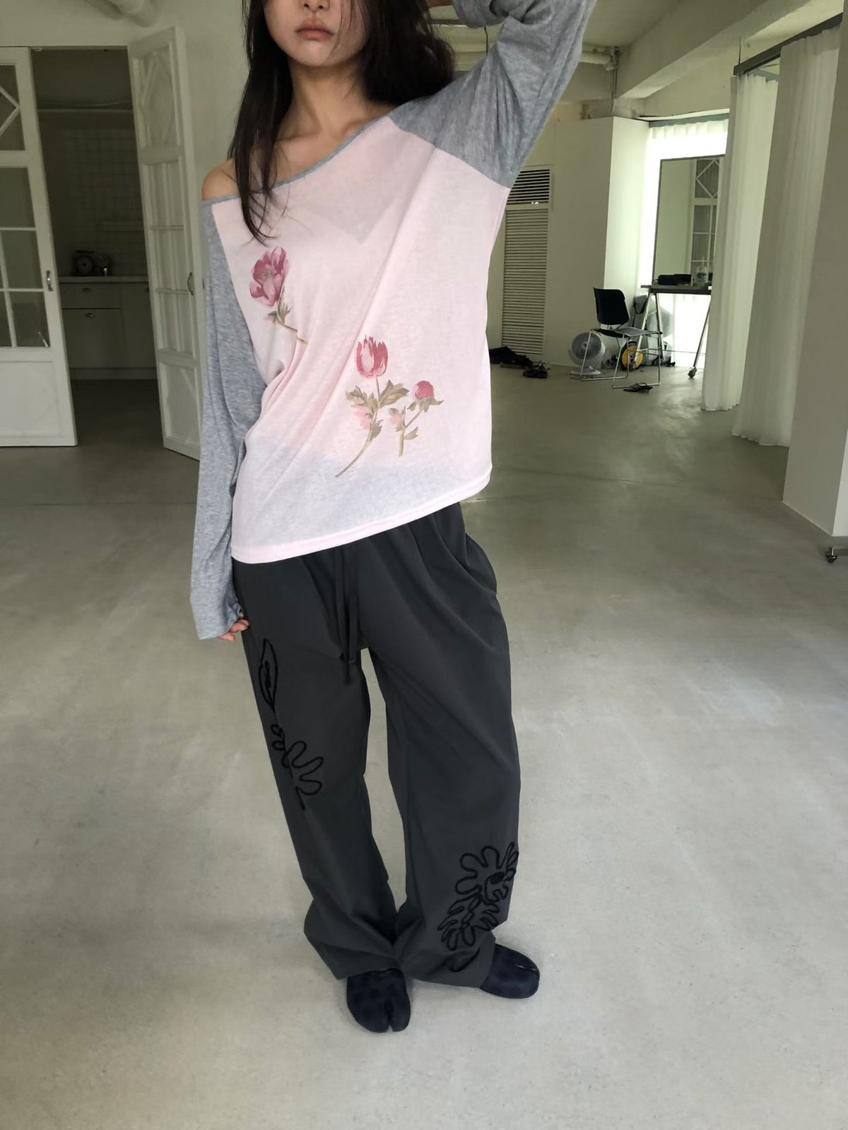 Raglan Ribbed Flower t shirt(2 colors)