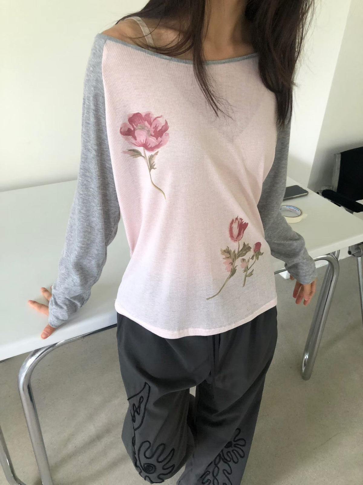 Raglan Ribbed Flower t shirt(2 colors)