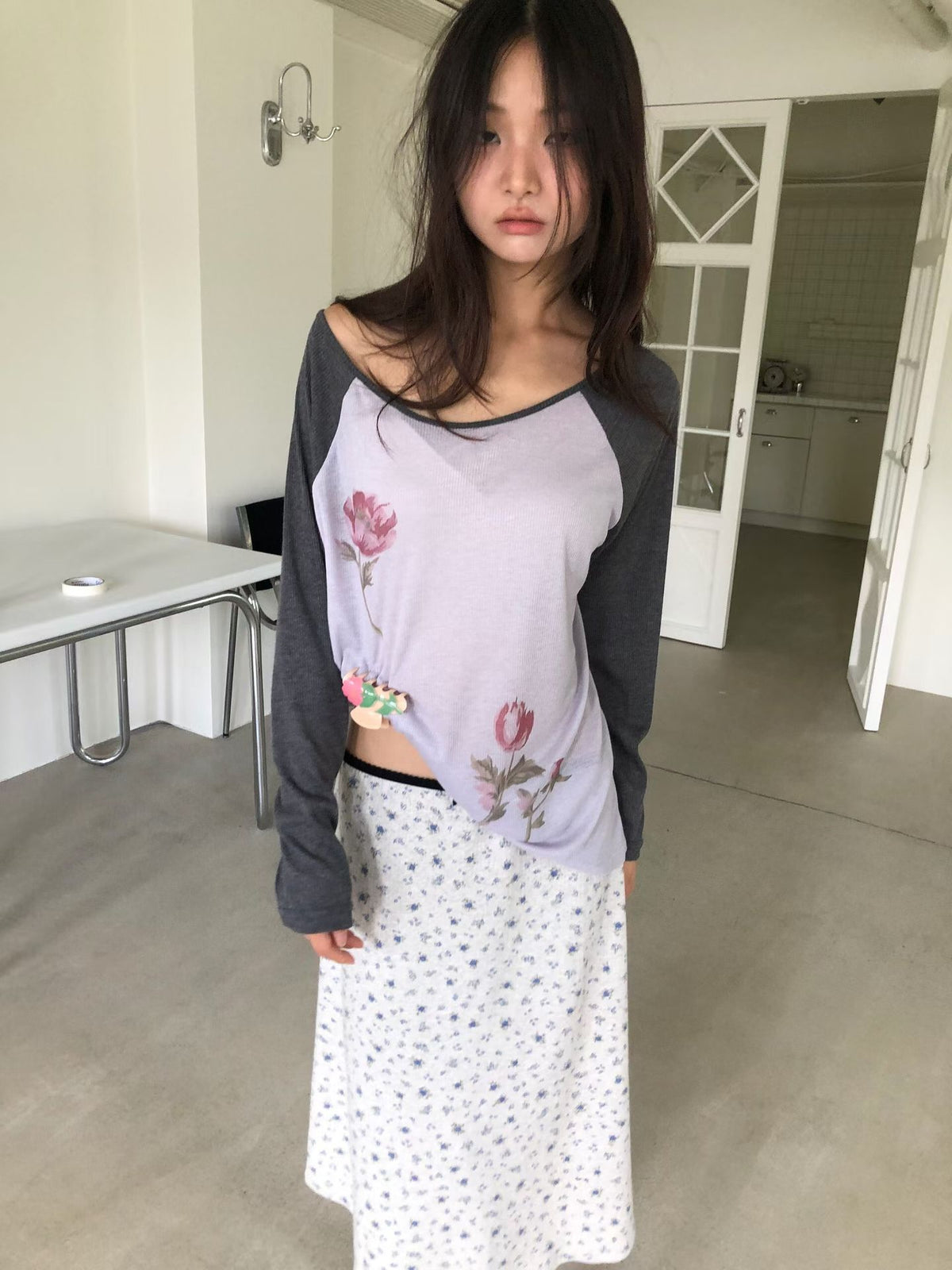 Raglan Ribbed Flower t shirt(2 colors)
