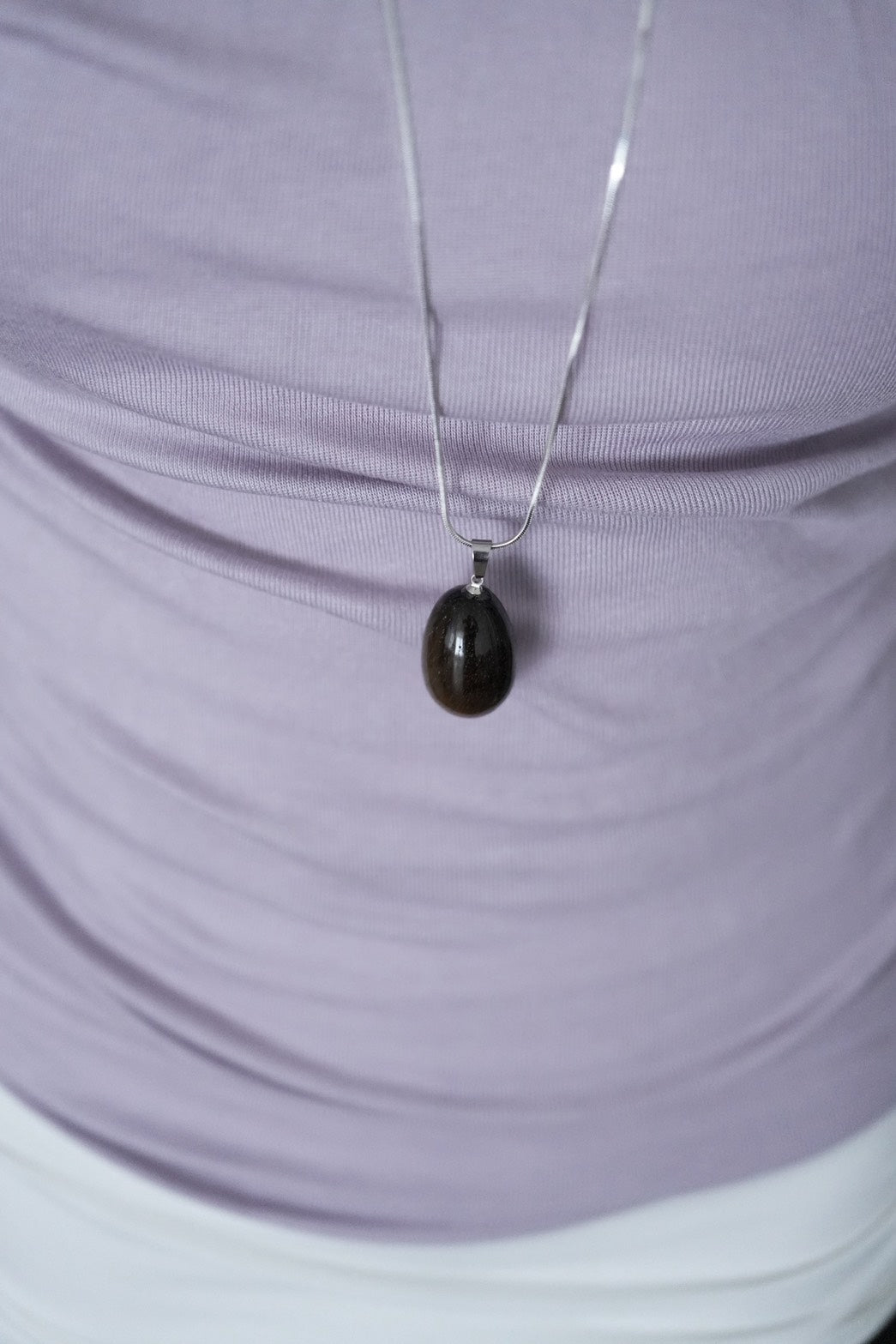 dark stone pendant necklace