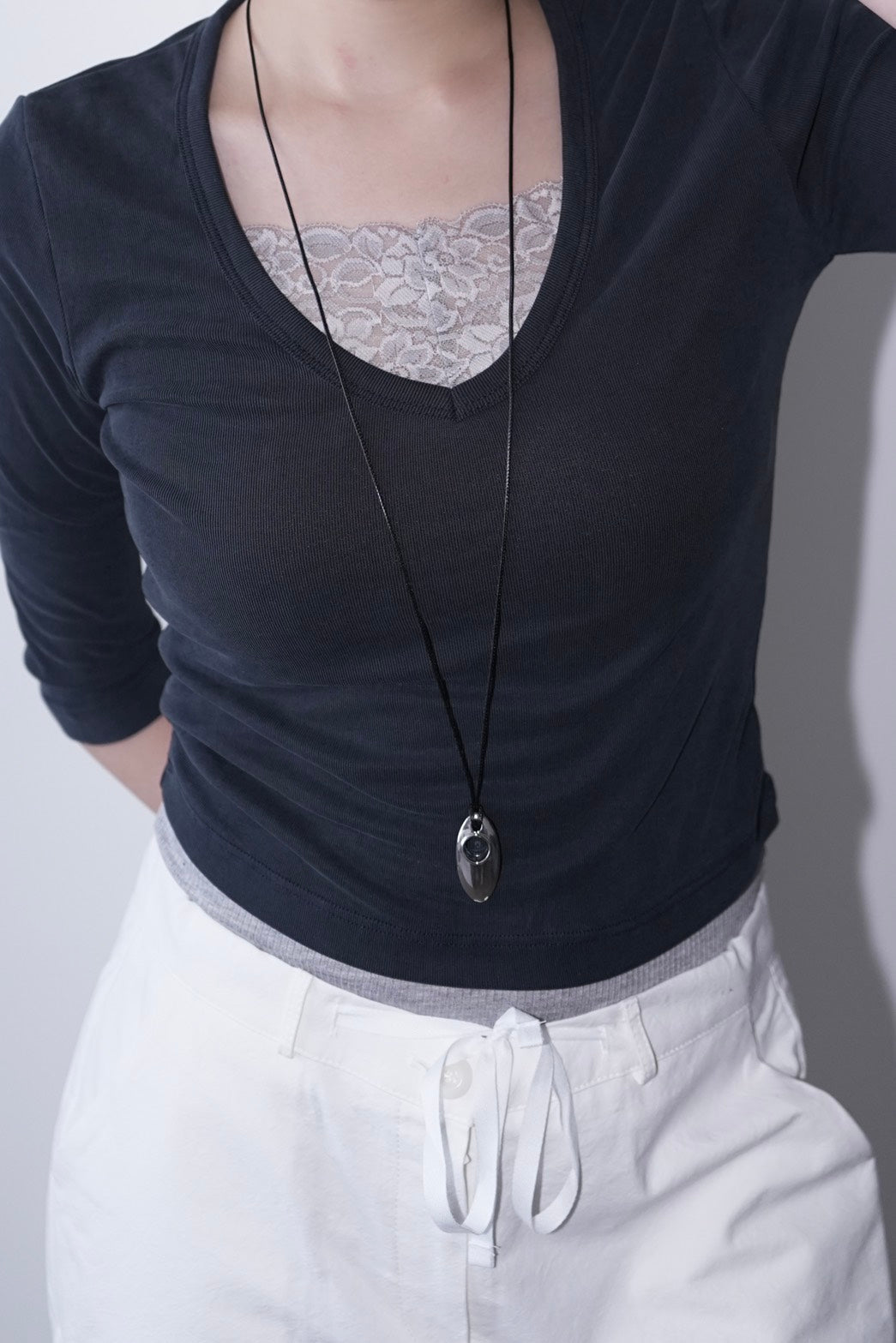 sliver oval necklace