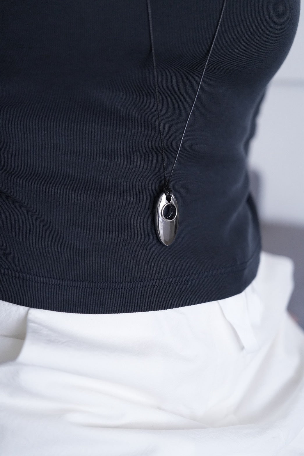 sliver oval necklace