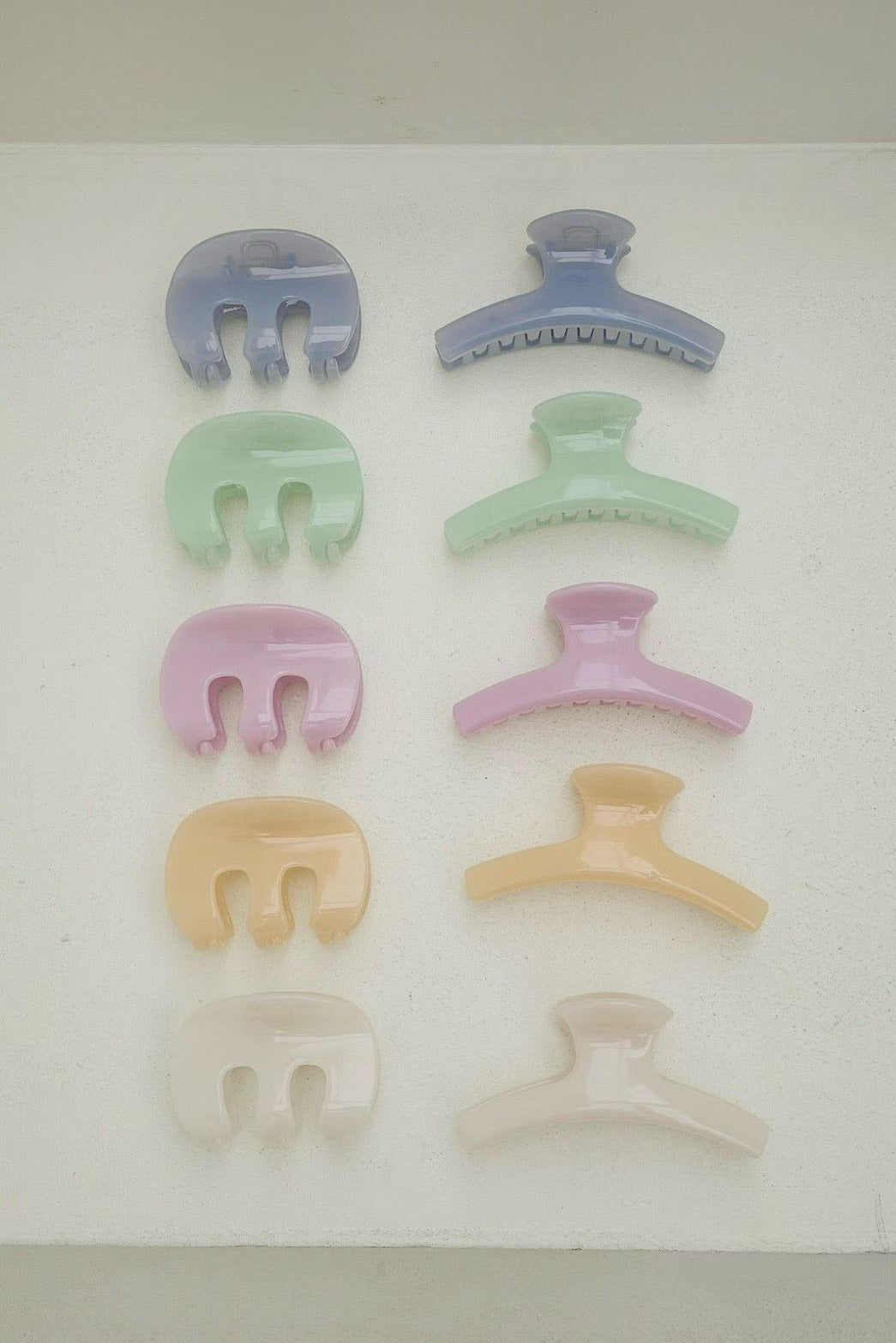 The Soft  Hue Claw clip (5 colors)